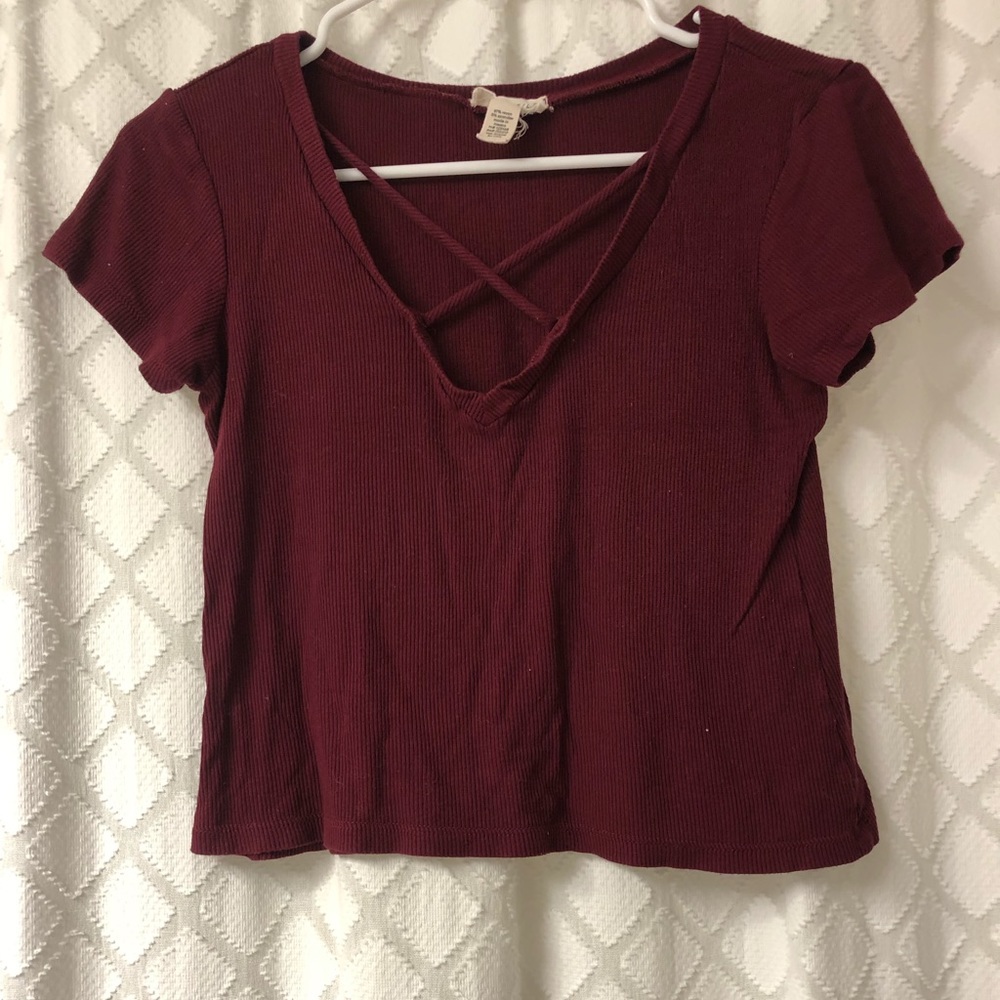 Tillys Crop Top